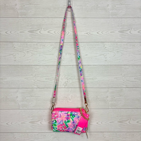 Disney Parks Lilly Pulitzer Dreamin’ Crossbody Purse Minnie Daisy Bag NWT - Picture 15 of 15